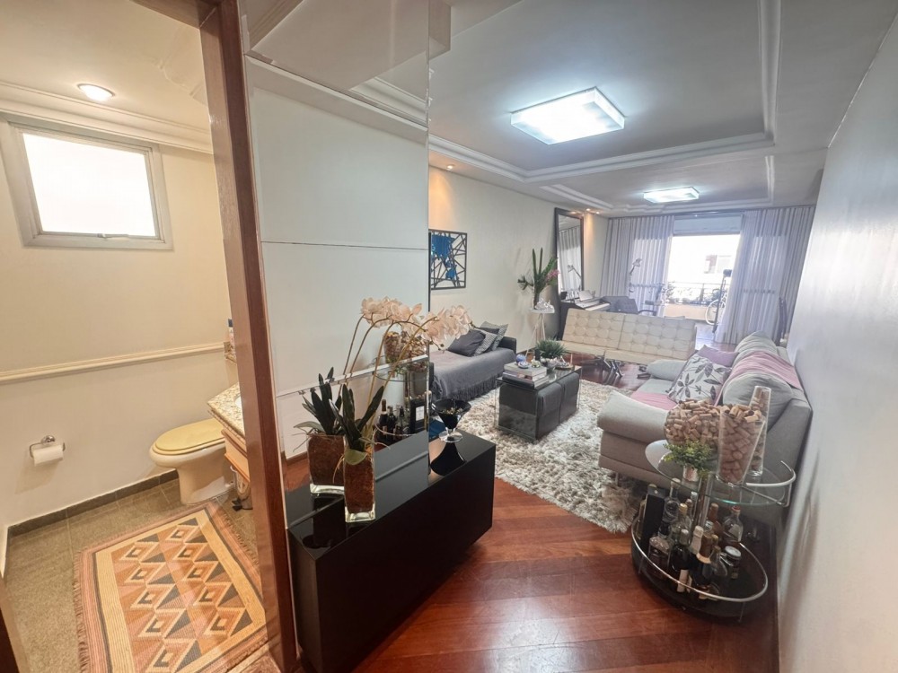 Apartamento 134 m 3 suítes ao lado do Bosque dos Buritis